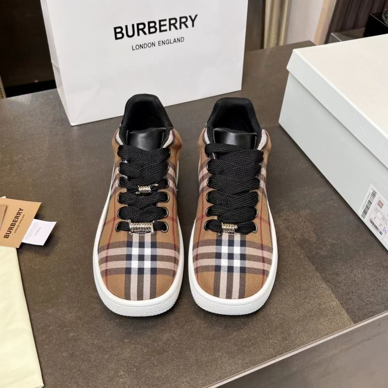 Burberry Low Shoes